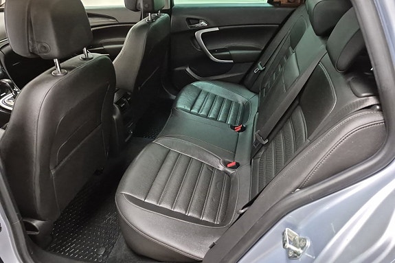 Opel Insignia 8 of 11