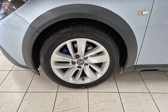 Opel Insignia 11 of 11