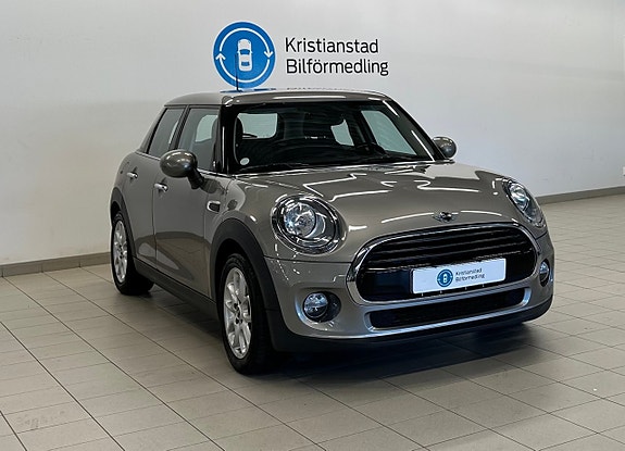 MINI Cooper 5 of 12