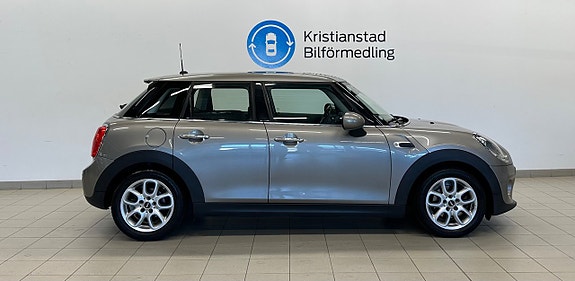 MINI Cooper 4 of 12