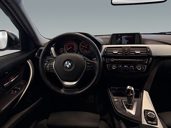 BMW 320 7 of 20