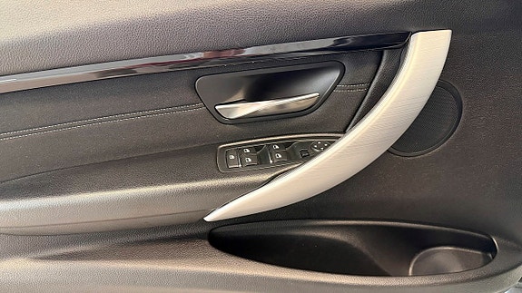BMW 320 18 of 20