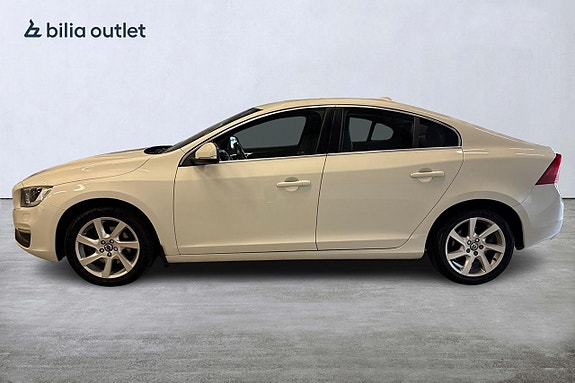 Volvo S60 4 of 30
