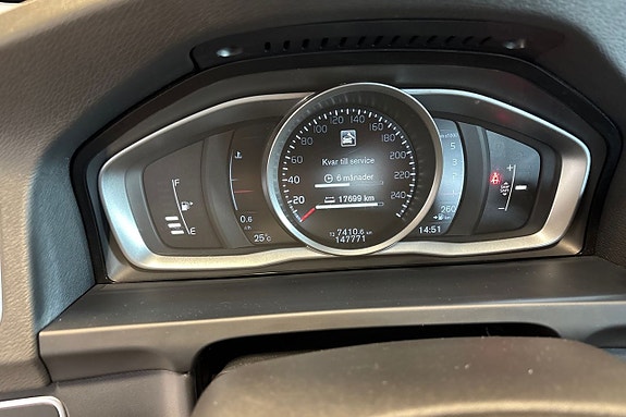 Volvo S60 15 of 30
