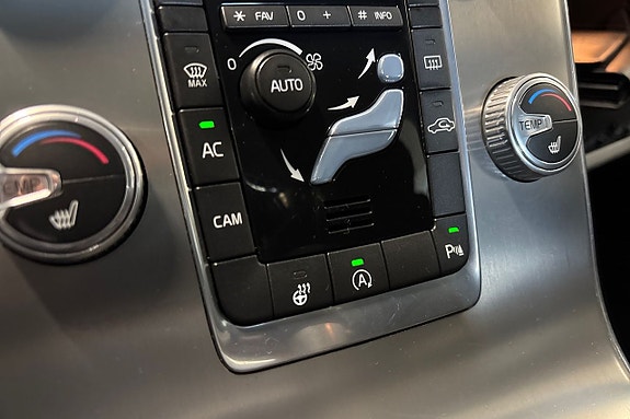 Volvo S60 19 of 30