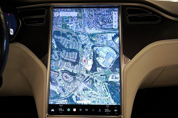 Tesla Model X 19 of 26