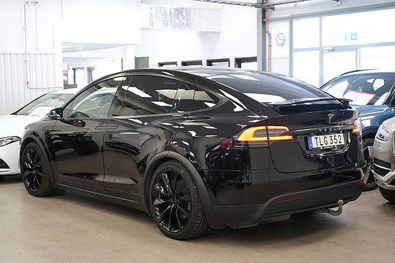 Tesla Model X 3 of 26