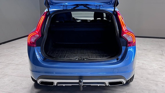Volvo V60 14 of 16
