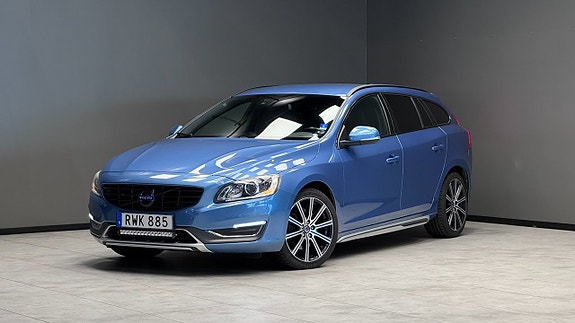 Volvo V60 12 of 16