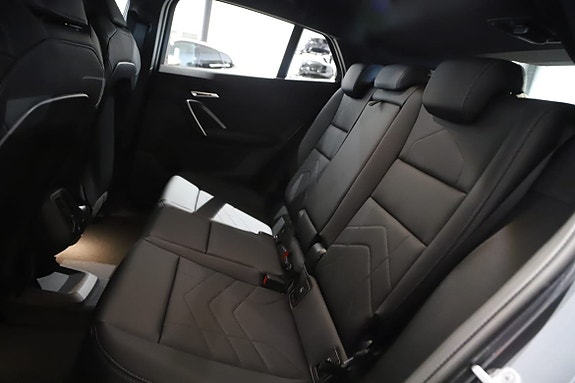 BMW iX2 7 of 9