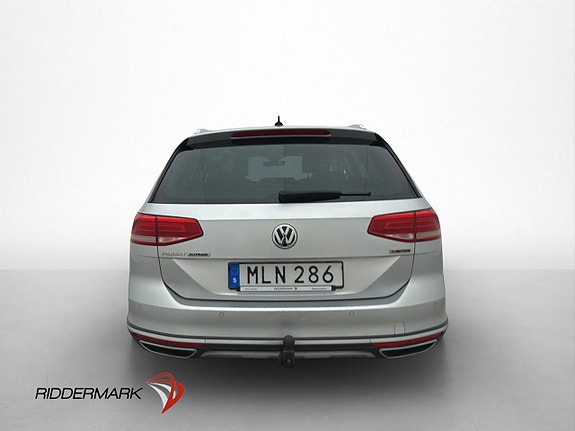 Volkswagen Passat Alltrack 6 of 30