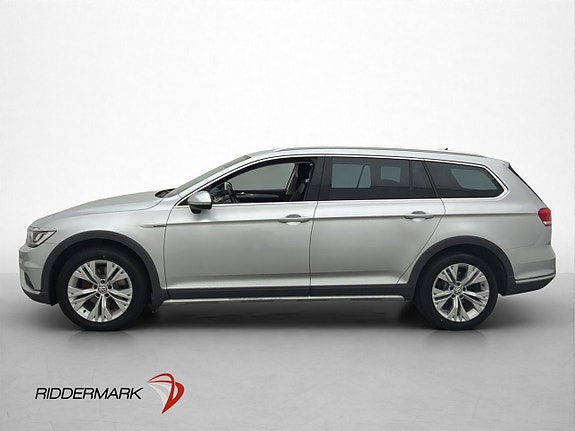 Volkswagen Passat Alltrack 4 of 30