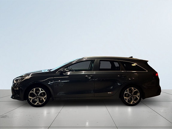 Kia Ceed 4 of 18