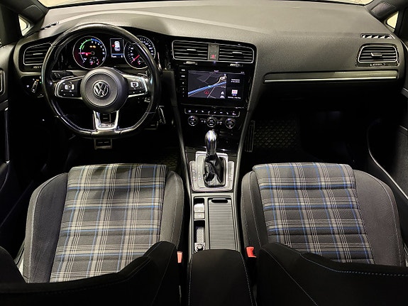 Volkswagen Golf I 16 of 25