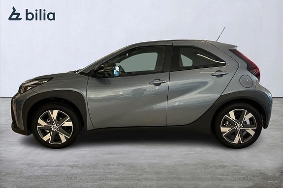 Toyota Aygo X 3 of 21