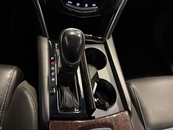 Cadillac XTS 19 of 22