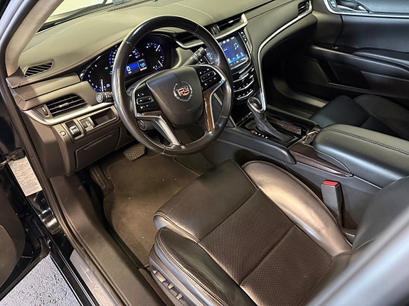Cadillac XTS 21 of 22