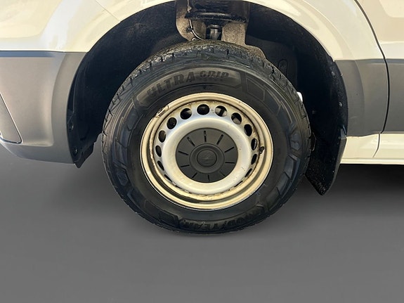 Volkswagen Crafter 7 of 15