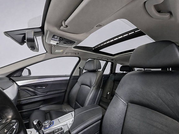 BMW 520d 14 of 28