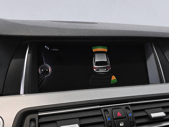 BMW 520d 24 of 28
