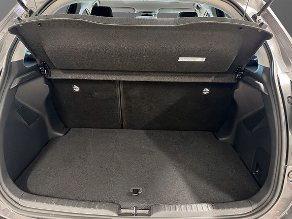 Toyota Yaris 11 of 11