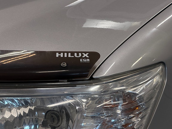 Toyota HiLux 5 of 30