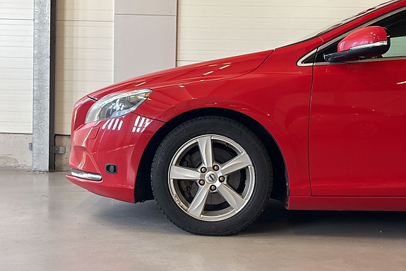 Volvo V40 5 of 20