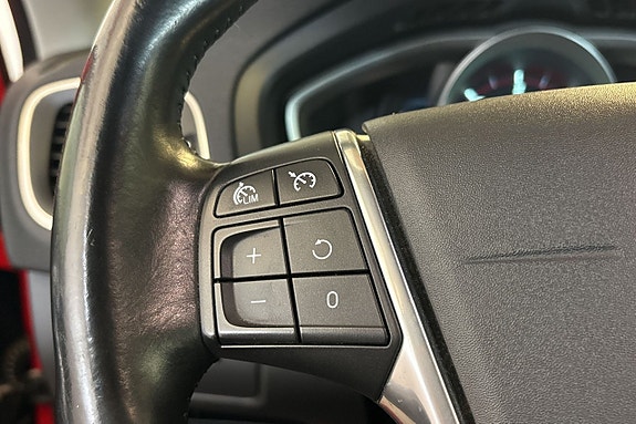 Volvo V40 20 of 20