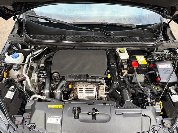 Peugeot 308 SW 21 of 21