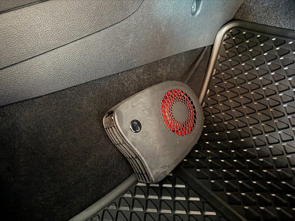 Volkswagen Golf VII 24 of 24