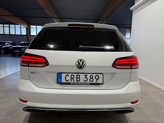 Volkswagen Golf VII 10 of 24