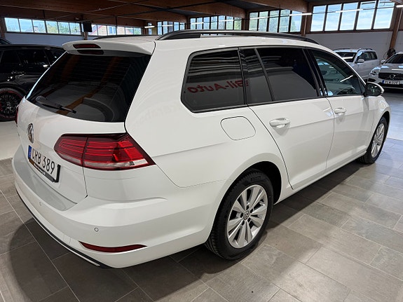 Volkswagen Golf VII 7 of 24