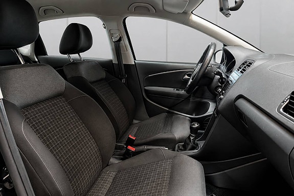 Volkswagen Polo 12 of 17
