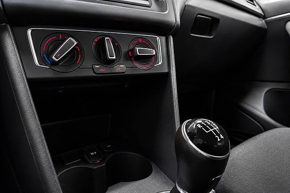 Volkswagen Polo 14 of 17