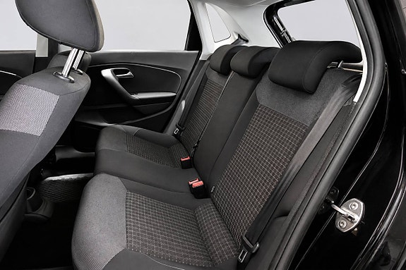 Volkswagen Polo 10 of 17