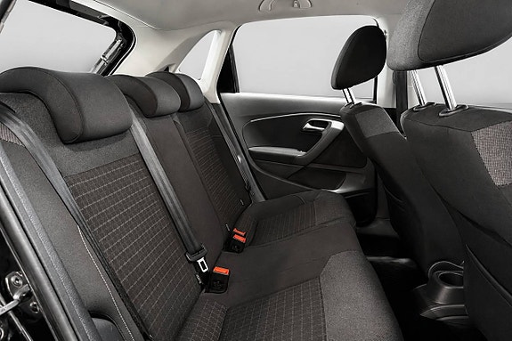 Volkswagen Polo 11 of 17