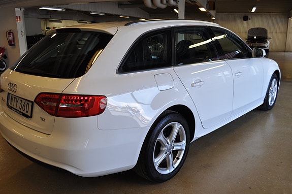 Audi A4 6 of 14