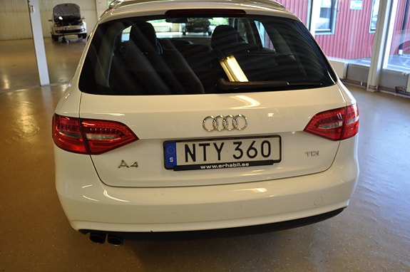 Audi A4 5 of 14
