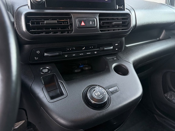 Opel Combo 22 of 27