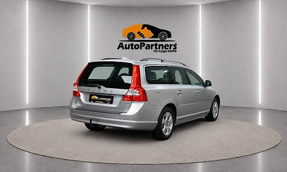 Volvo V70 5 of 20