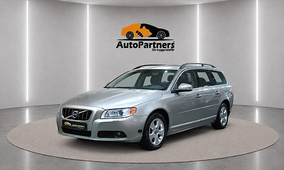 Volvo V70 2 of 20