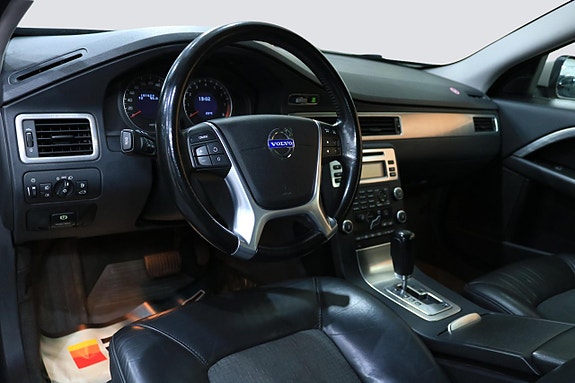 Volvo V70 9 of 20