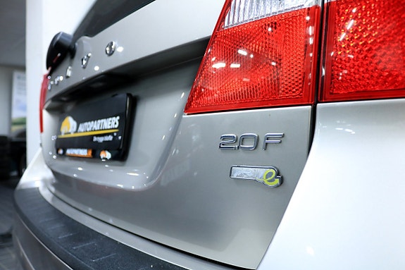 Volvo V70 18 of 20