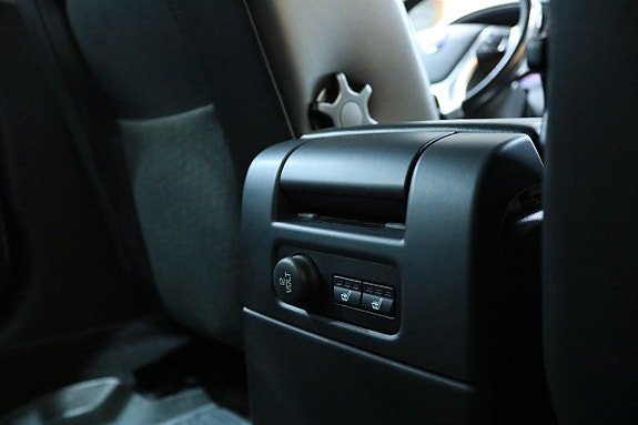 Volvo V70 16 of 20