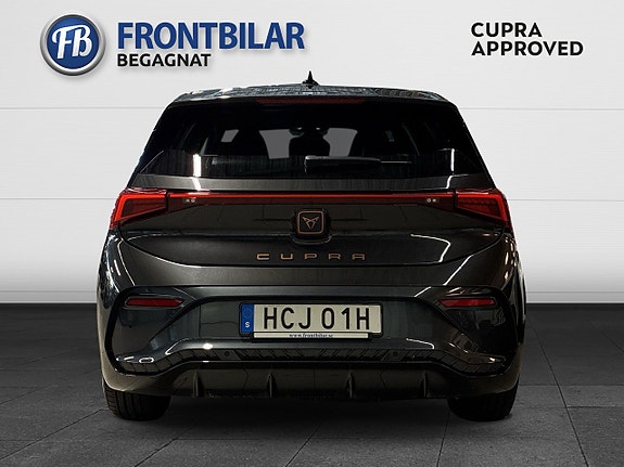 Cupra Born 8 of 27
