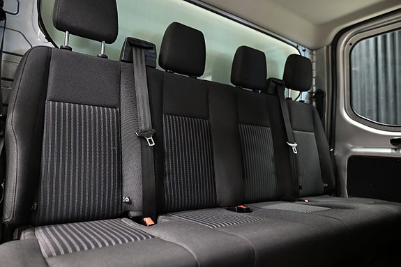 Ford Transit 17 of 26
