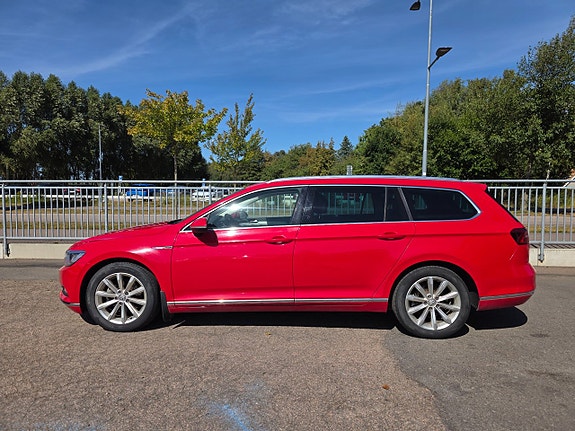 Volkswagen Passat 6 of 15