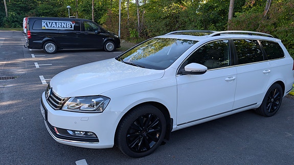 Volkswagen Passat 3 of 17