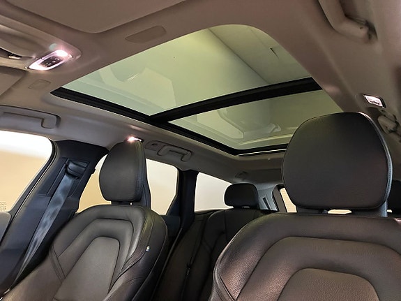 Volvo V90 Cross Country 17 of 23