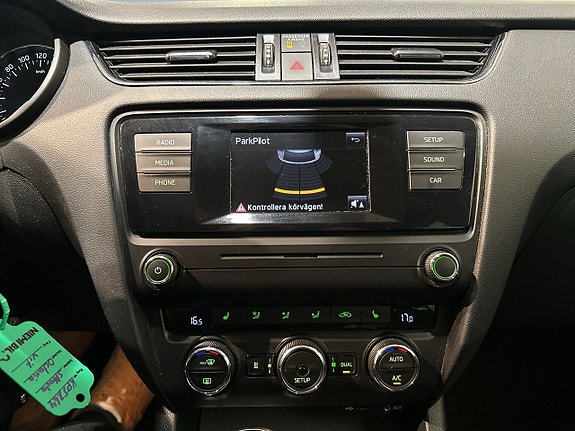 Skoda Octavia 11 of 23